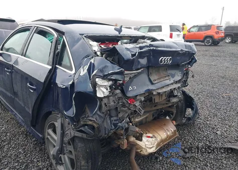 2017 Audi A3 2.0T Premium z USA, uszkodzony, nr VIN WAUJ8GFF4H1079502